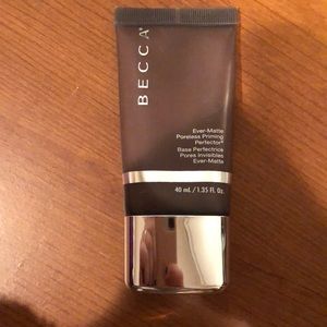 BECCA ever-matte poreless priming perfector